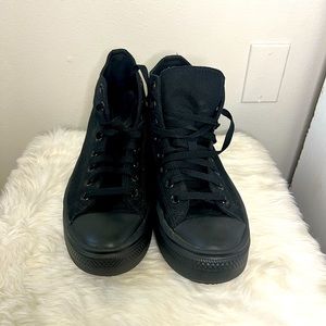 Platform converse sneakers
